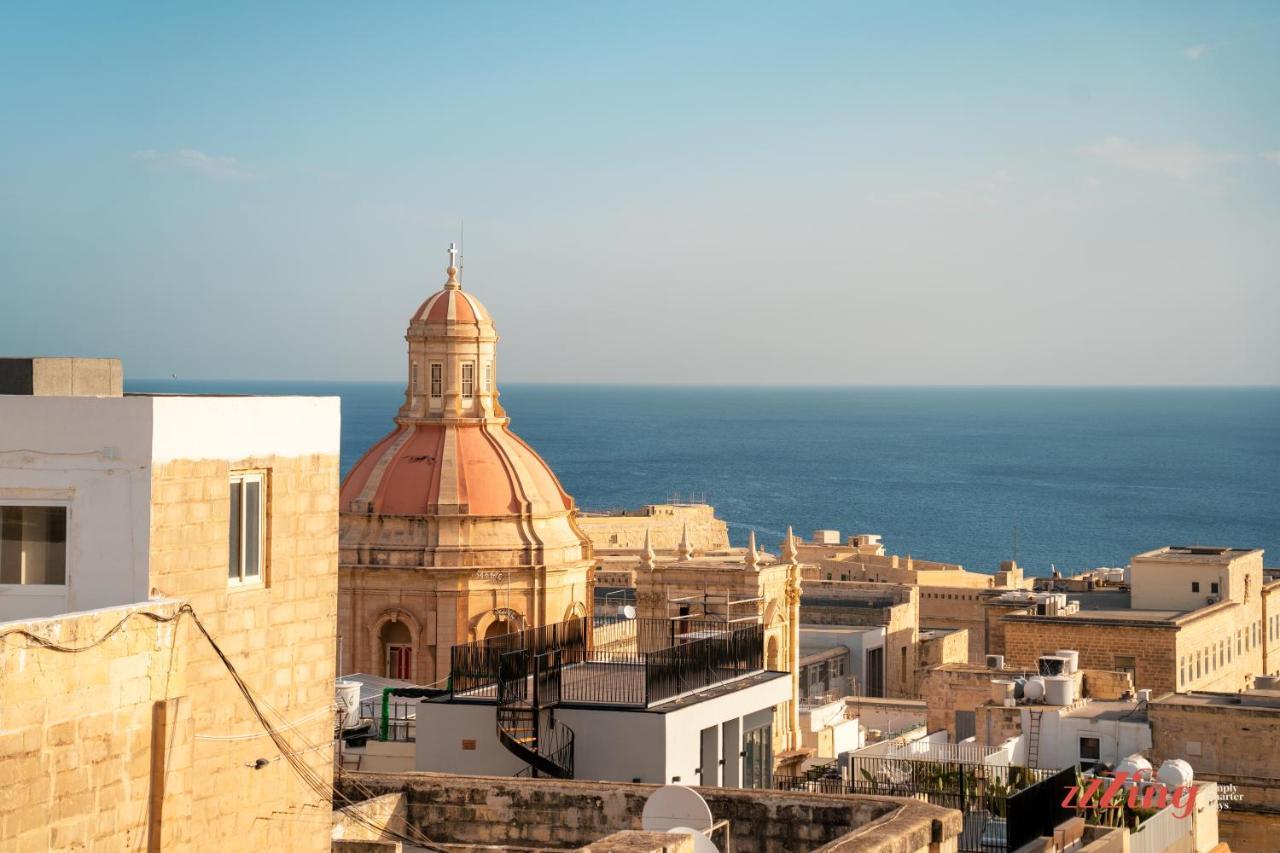 Avalon Boutique Hotel Valletta Exterior photo