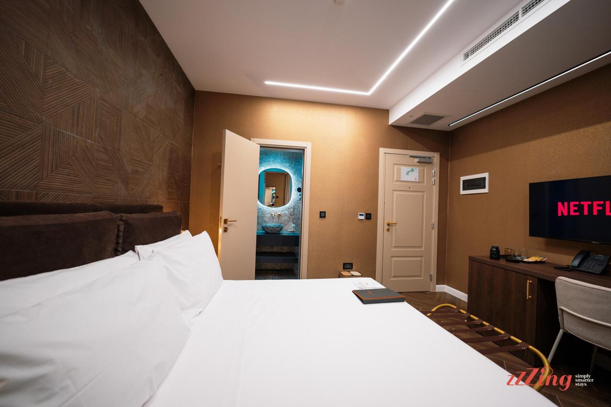 Avalon Boutique Hotel Valletta Exterior photo