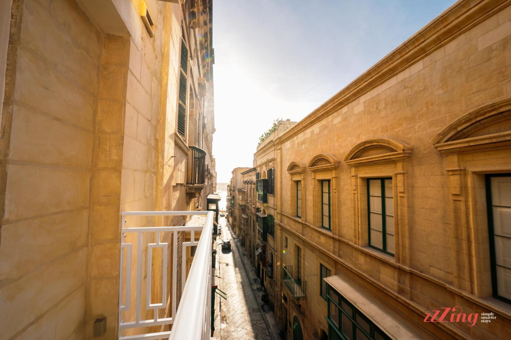 Avalon Boutique Hotel Valletta Exterior photo